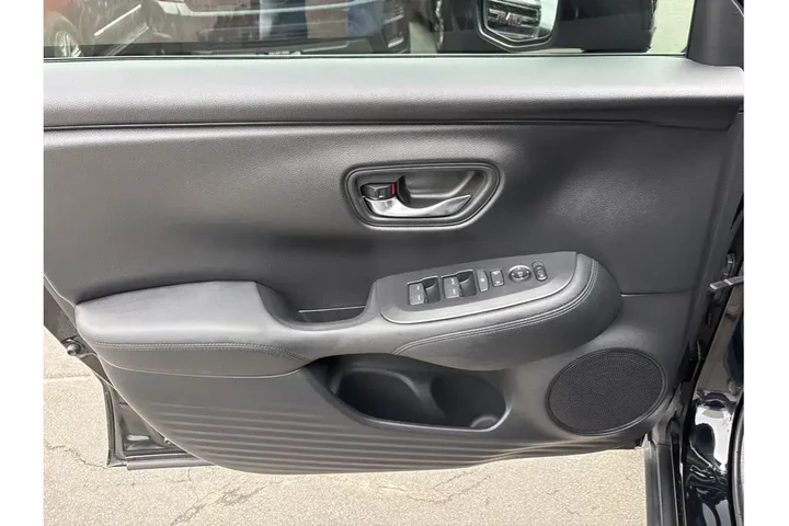 $24388 : Honda HR-V 2024 AWD LX 4dr C image 10