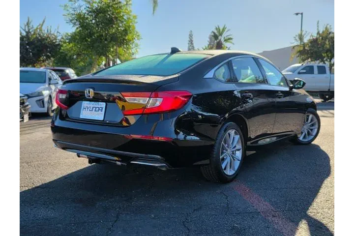 $20500 : Honda Accord 2021 LX 4dr Sed image 5