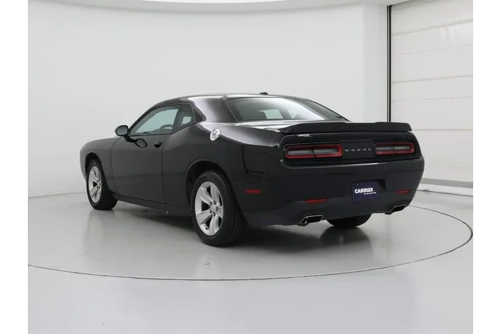 $23998 : Dodge Challenger 2023 SXT 2d image 2