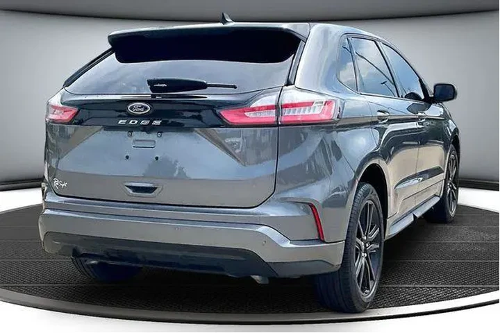 $29750 : Ford Edge 2023 AWD SEL 4dr C image 6