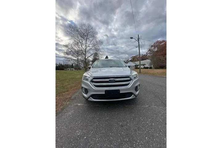 $8495 : Ford Escape 2017 SE 4dr SUV image 3
