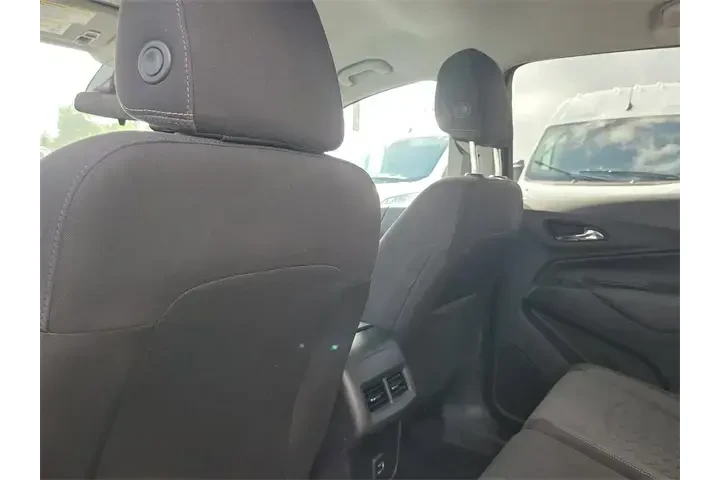 $18991 : Chevrolet Equinox 2023 LT 4d image 10