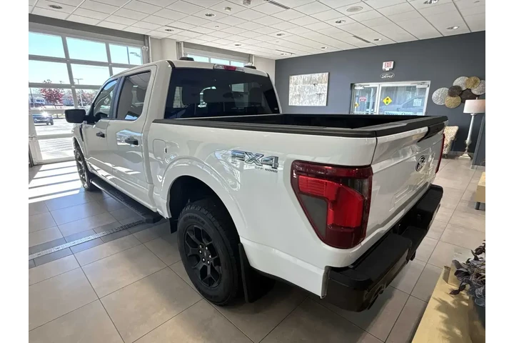 $39987 : Ford F-150 2024 4x4 STX 4dr image 5