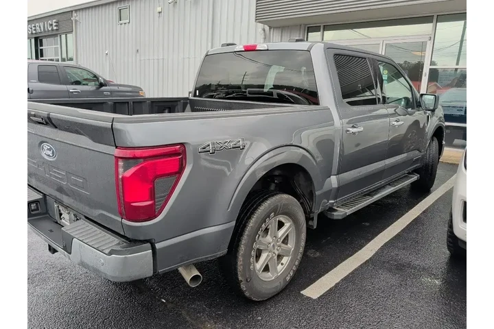 $39383 : Ford F-150 2024 4x4 XLT 4dr image 3