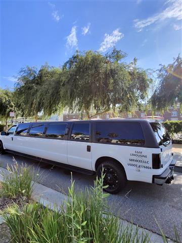 E&M Limousine Services llc image 1