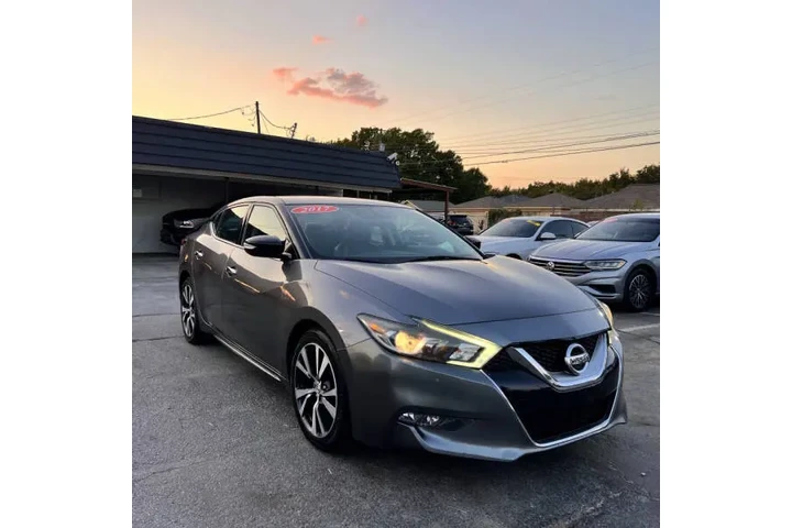 $13495 : 2017 Maxima 3.5 SV image 5