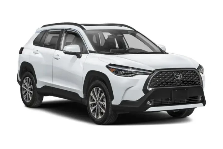 $30000 : Toyota Corolla Cross 2023 AW image 6