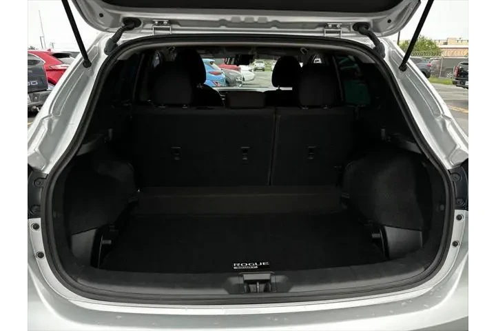 $16999 : Nissan Rogue Sport 2022 S 4d image 5