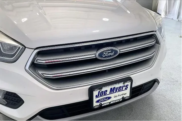 $8951 : Ford Escape 2017 Titanium 4d image 7