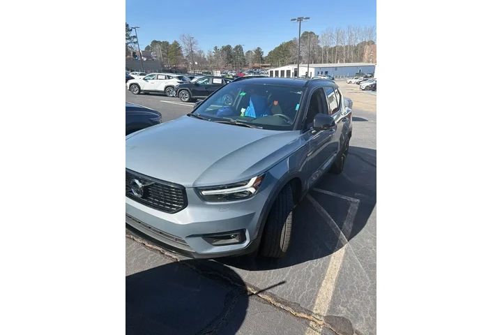 $22061 : Volvo XC40 2022 AWD T5 R-Des image 5