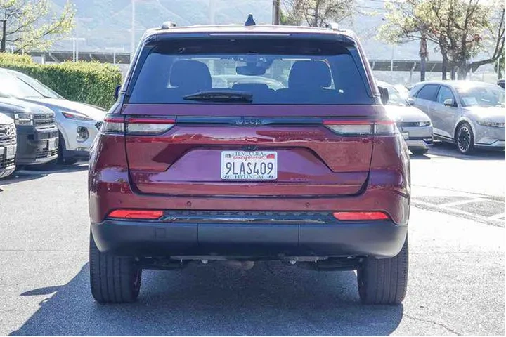 $29500 : Jeep Grand Cherokee 2024 4x2 image 6