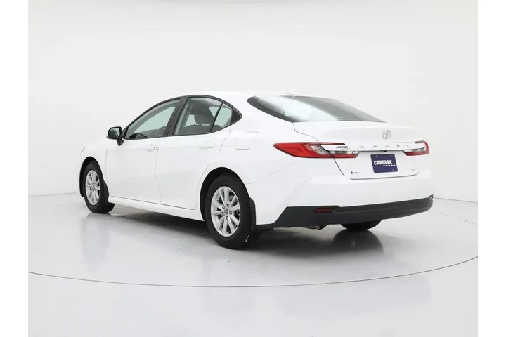 $30998 : Toyota Camry 2026 LE 4dr Sed image 2