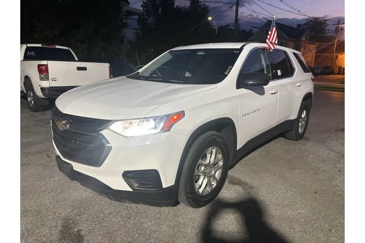 $13995 : 2018 Traverse LS image 2