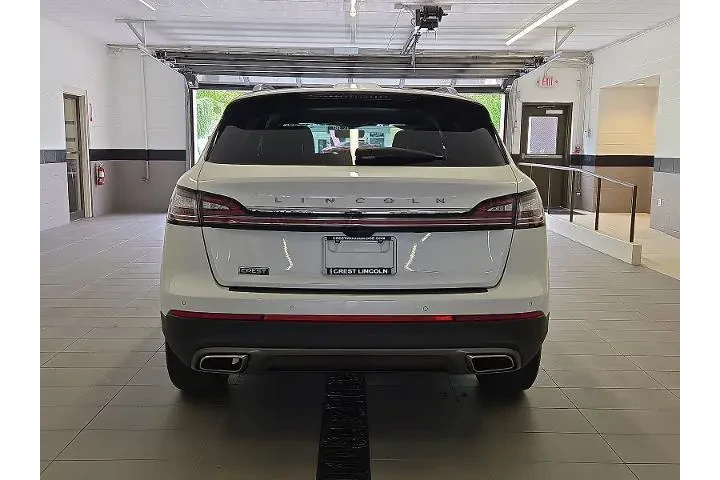 $38999 : Lincoln Nautilus 2022 AWD Re image 9