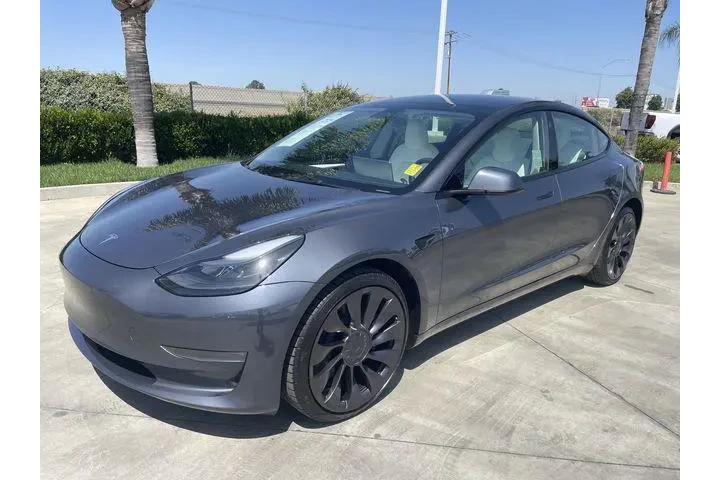 $35555 : Tesla Model 3 2023 AWD Perfo image 4