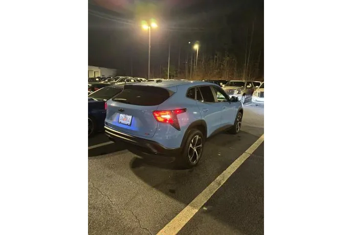 $21437 : Chevrolet Trax 2024 RS 4dr C image 4