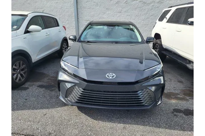 $31133 : Toyota Camry 2025 SE 4dr Sed image 2