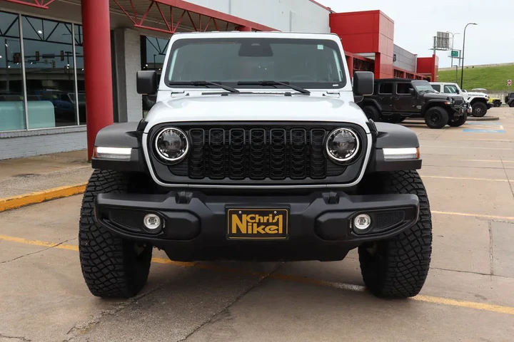 $40587 : 2025 Wrangler Willys 4 Door 4 image 3