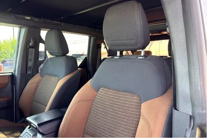 $38977 : Ford Bronco 2022 4x4 Outer B image 8