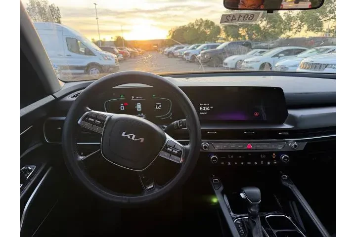 $34400 : Kia Telluride 2023 AWD S 4dr image 5