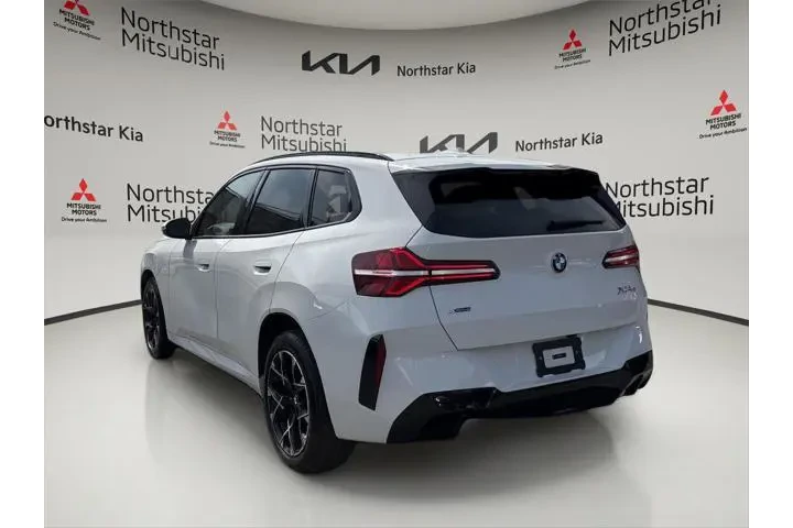 $38495 : BMW X3 2025 AWD 30 xDrive 4d image 3