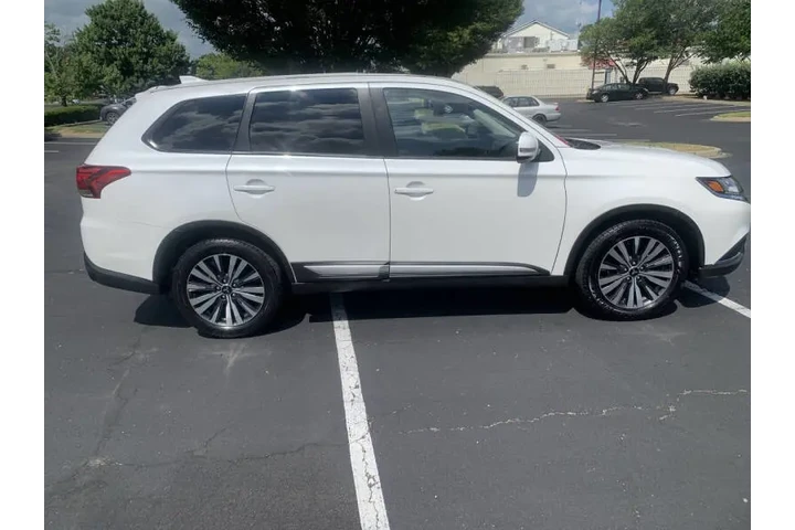 $9995 : 2020 Outlander SE image 7