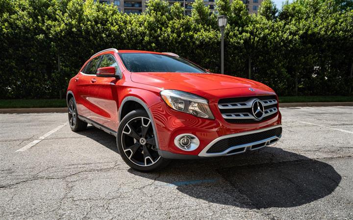 $20000 : 2018 MERCEDES-BENZ GLA image 2