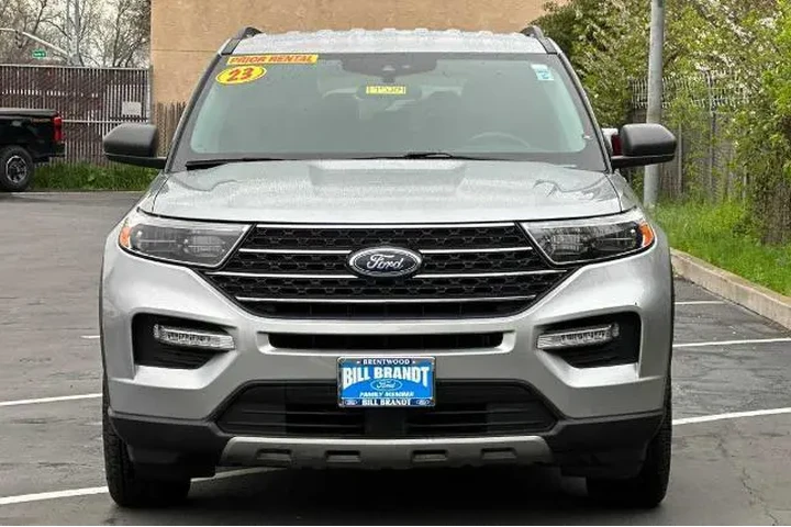 $25288 : Ford Explorer 2023 AWD XLT 4 image 6