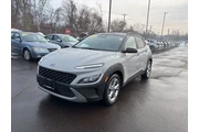 $19495 : Hyundai KONA 2023 AWD SEL 4d thumbnail