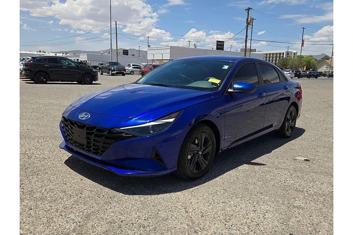 $21982 : Hyundai ELANTRA Hybrid 2023 image 1
