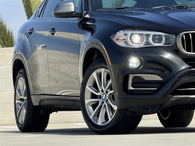 $25495 : 2017 BMW X6 image 2