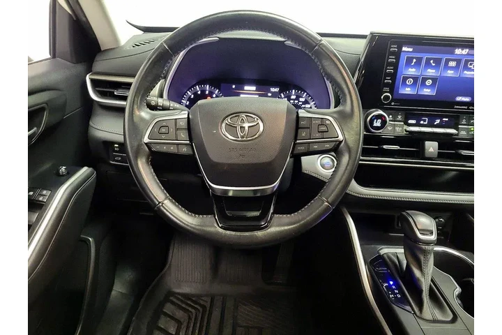 $24998 : Toyota Highlander 2021 XLE 4 image 10