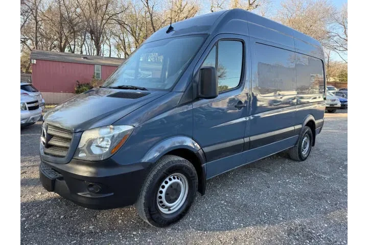 $22995 : 2018 Mercedes-Benz Sprinter image 2