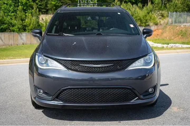 $13888 : Chrysler Pacifica 2019 Limit image 2