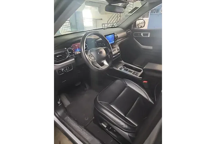$25997 : Ford Explorer 2024 XLT 4dr S image 6