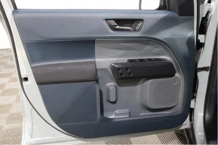 $28983 : Ford Maverick 2024 XL 4dr Su image 6