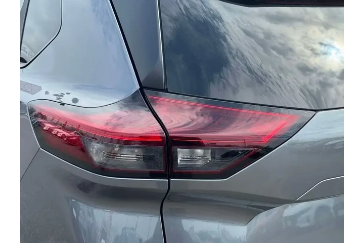 $21995 : Nissan Rogue 2025 AWD SV 4dr image 10