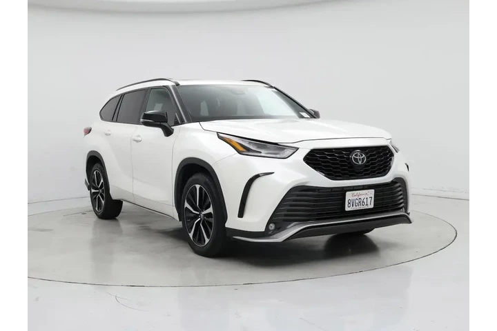 $33998 : Toyota Highlander 2021 AWD X image 1