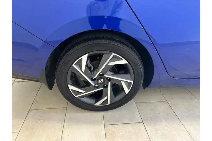 $19986 : Hyundai ELANTRA 2024 SEL 4dr image 8