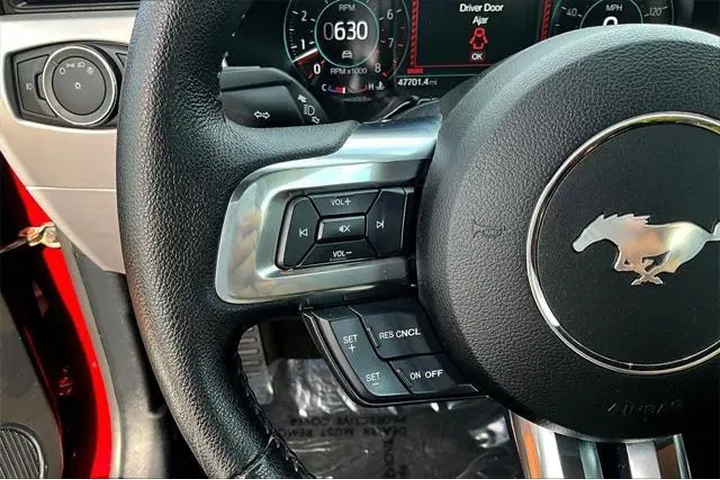 $28991 : Ford Mustang 2016 GT 2dr Fas image 10