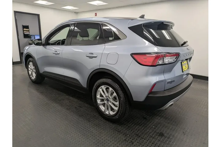 $21900 : Ford Escape 2022 AWD SE 4dr image 6