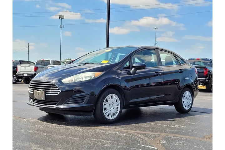 $7998 : Ford Fiesta 2018 S 4dr Sedan image 8