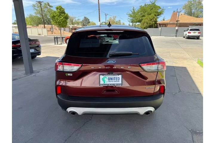 2021 Escape S AWD image 6