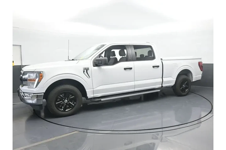 $15442 : Ford F-150 2022 4x2 XL 4dr S image 2