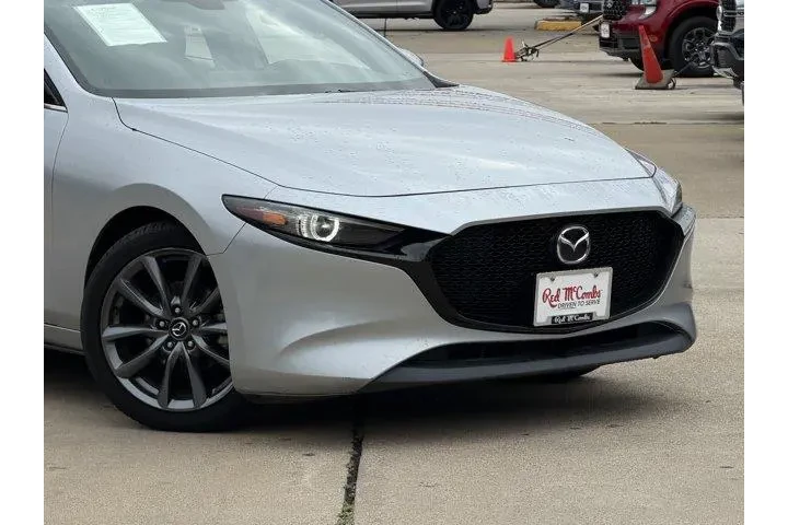 $14874 : Mazda Mazda3 Hatchback 2019 image 2