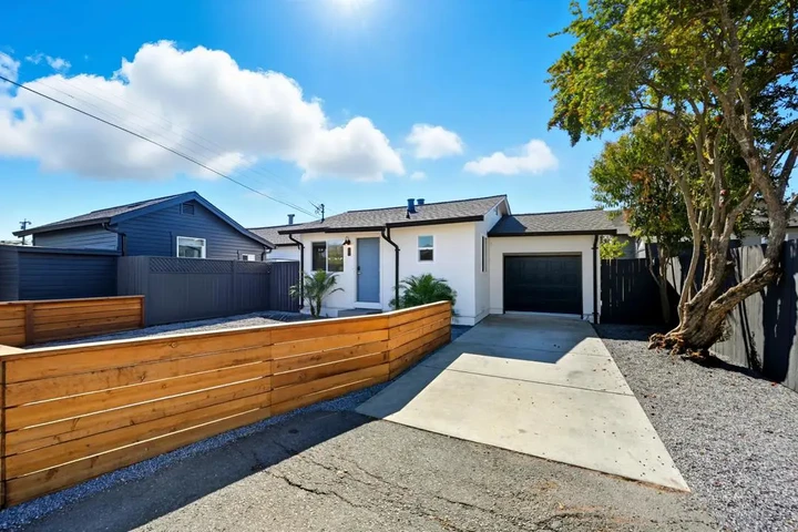 $850 : casa unifamiliar image 1