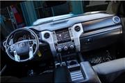 2018 Toyota Tundra CrewMax SR5 thumbnail