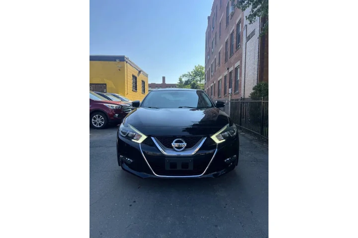 $14499 : 2017 Maxima Platinum image 3