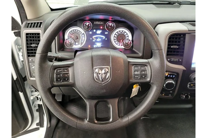 $24998 : Ram 1500 Classic 2023 4x4 Tr image 10