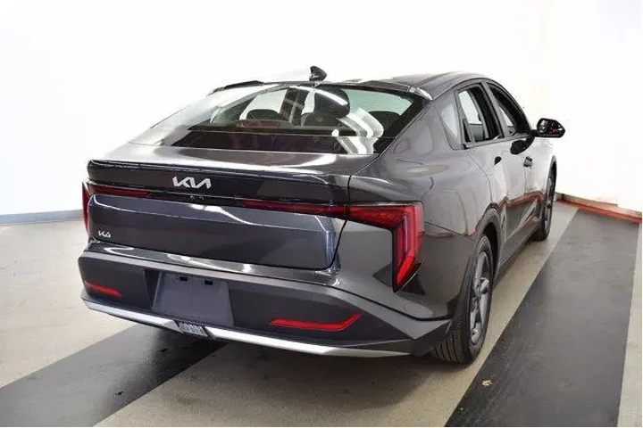 $21994 : Kia K4 2025 LXS 4dr Sedan image 7
